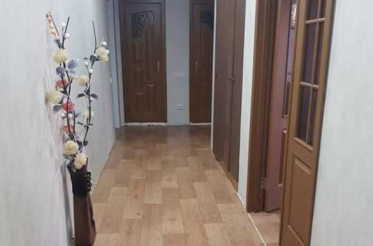 3-Комнатная квартира на сутки в  Барановичах,  Советская ул., 101а    изображение 1 - kvartirka.by