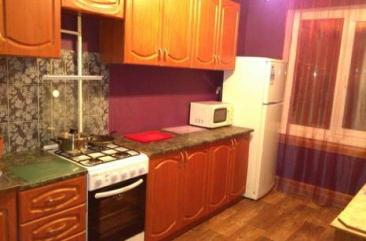 2-Комнатная квартира на сутки в  Речице,  Строителей ул., 21    изображение 1 - kvartirka.by