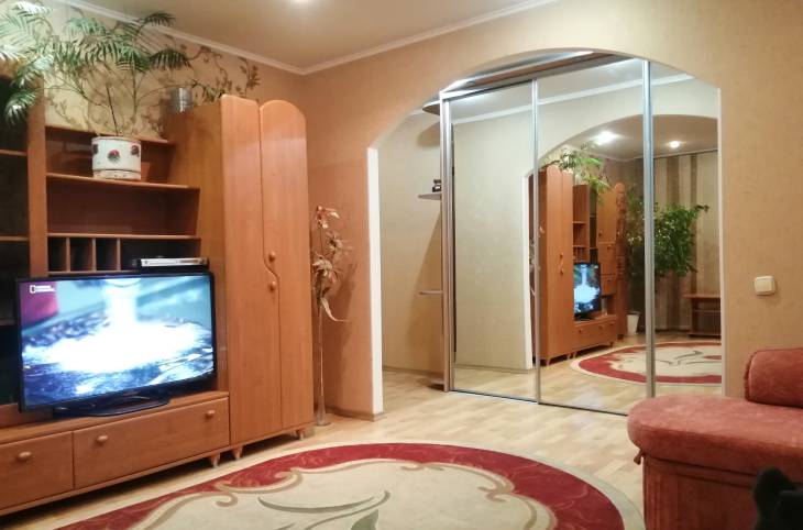 3-Комнатная квартира на сутки в  Витебске,  Локомотивная ул., 5корп2    изображение 2 - kvartirka.by