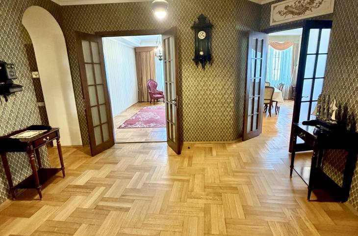 4-Комнатная квартира на сутки в  Минске,  Независимости пр-т., 16    изображение 23 - kvartirka.by