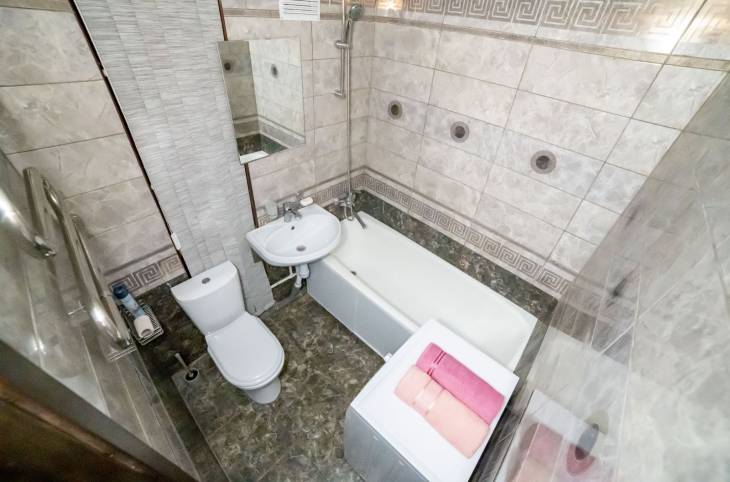 2-Комнатная квартира на сутки в  Гомеле,  Победы пр., 20    изображение 9 - kvartirka.by