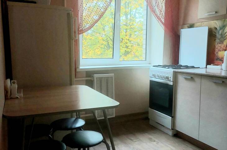 2-Комнатная квартира на сутки в  Барановичах,  Космонавтов ул., 2    изображение 5 - kvartirka.by