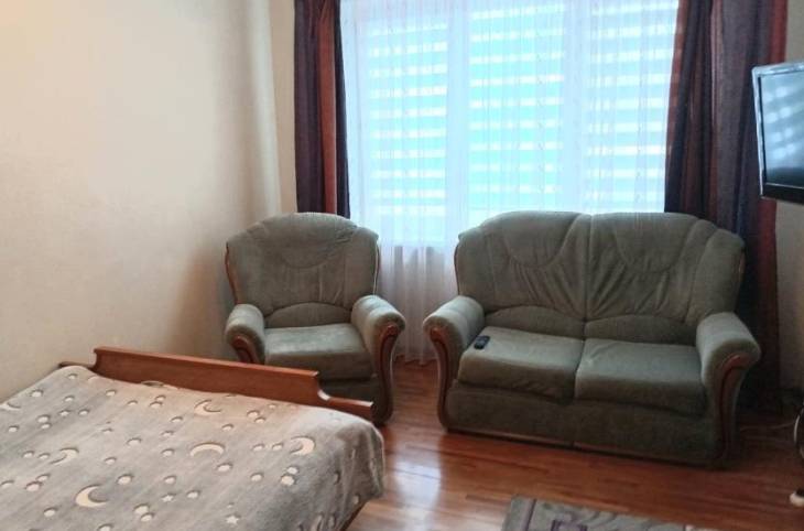 3-Комнатная квартира на сутки в  Новополоцке,  Калинина ул., 17    изображение 2 - kvartirka.by