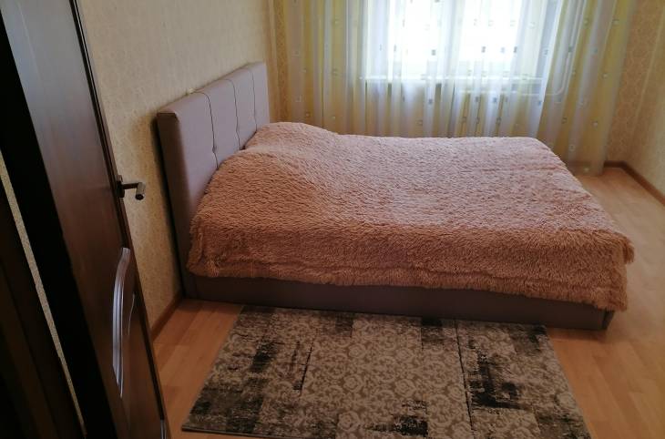 2-Комнатная квартира на сутки в  Жлобине,  18-й микрорайон, 29    изображение 1 - kvartirka.by