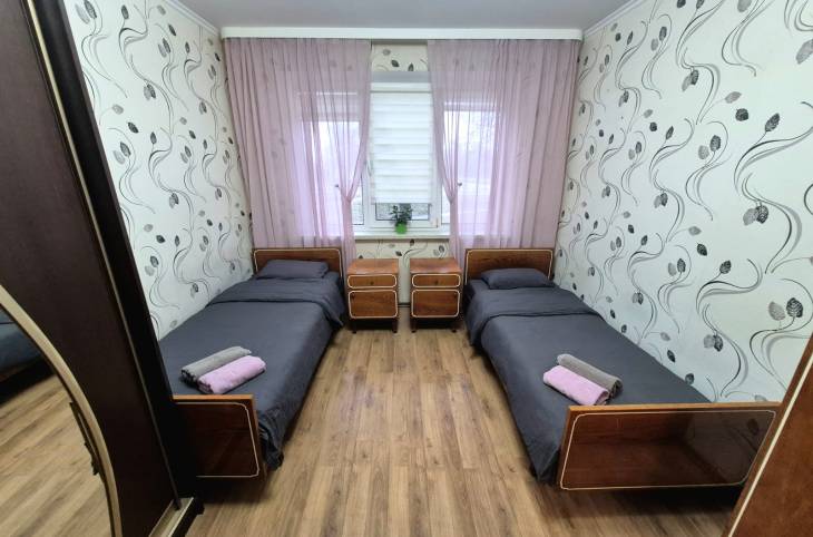 2-Комнатная квартира на сутки в  Гомеле,  Братьев Лизюковых ул., 26    изображение 1 - kvartirka.by