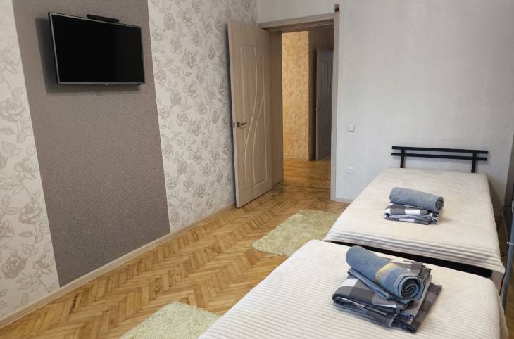3-Комнатная квартира на сутки в  Пинске,  Телефонная ул., 8    изображение 9 - kvartirka.by