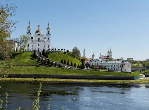 Квартира с видом на реку и Собор в центре! 10 минут жд и автовокзал - kvartirka.by