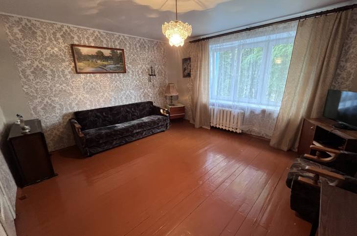 3-Комнатная квартира на сутки в  Барановичах,  Притыцкого ул., 93    изображение 1 - kvartirka.by